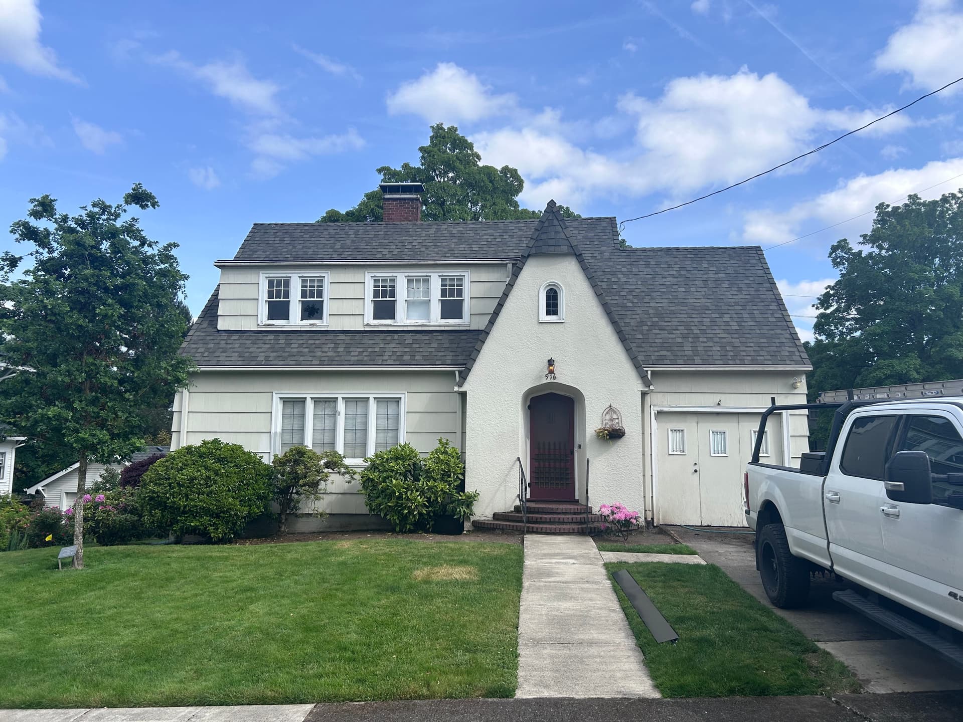 Steep Pitch Roofing Done Right on an Oregon City Historic Home image